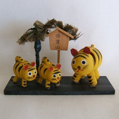 Japanese Wooden Tiger Family Japanese Wooden Tiger Family
